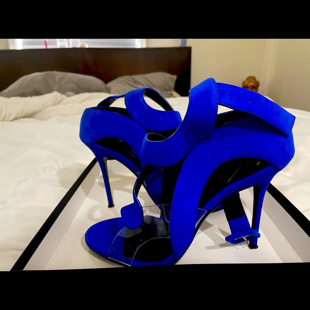 Shoes pumps
